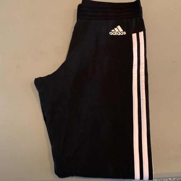 Adidas women’s leggings - Picture 2 of 7